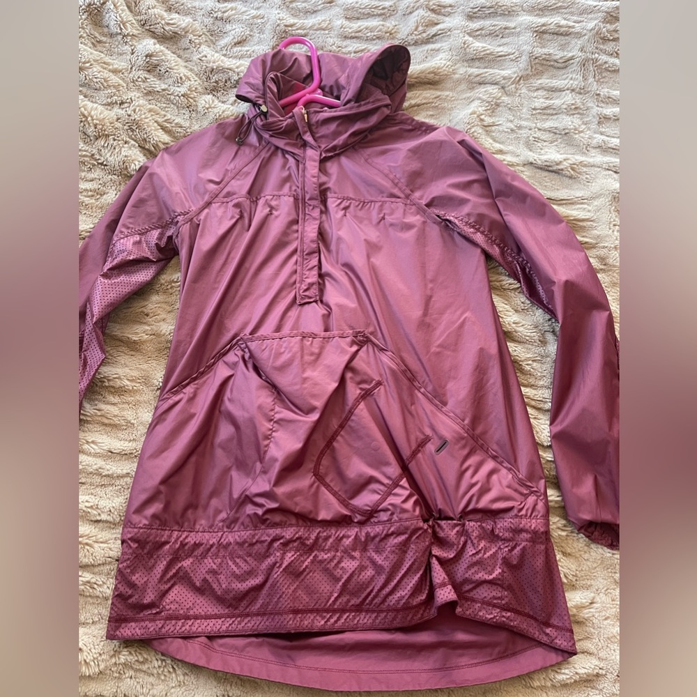 LULULEMON size 6 windbreaker